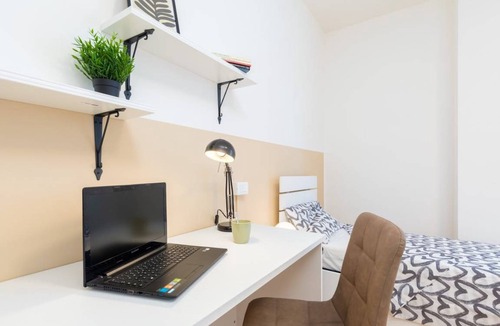 Historic Centre Other | 94 m² Shared room ∙ 1 bedroom ∙ 1 guest
