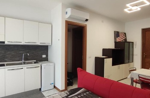 Valtellina Apartment | A 5 min da Tirano Con Box per Moto & Bici
