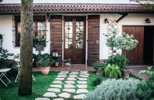 Bagnolo San Vito Bed & Breakfast | A casa mia