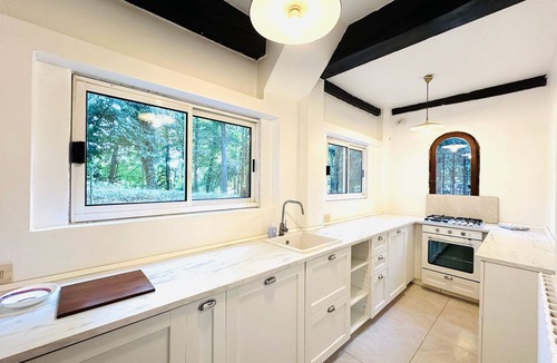Albignasego Villa | A Cosy Villa in a lush Park just 5’ from Central Padua. Free Car Park