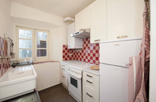 Rocca Grimalda Apartment | A Romantic Rocca Retreat