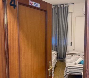 Historic Center Bed & Breakfast | Affittacamere Pratello 97