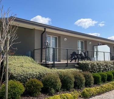 Colà Di Lazise House | Agricamping Al grappolo diVino