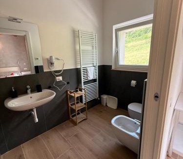 Caprino Veronese House | Agriturismo Fattoria Monte Baldo VISTA LAGO