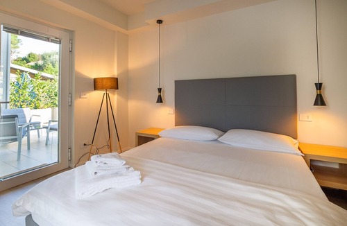 San Felice del Benaco Apartment | Ah Porticcioli boutique apartments