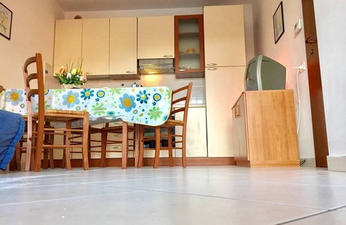 Rosapineta Apartment | Airy apartment with balcony - Beahost