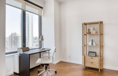 Sutton Place House | Airy Midtown East 3BR w/Elevator & Gym, nr Bloomingdales, by Blueground