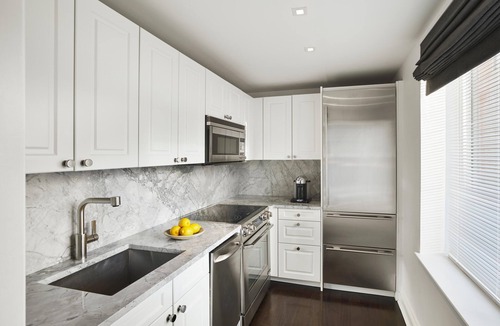 Sutton Place Hotel | AKA Residences Mahogany Floor Penthouse w/WiFi - Access to Gym & Pool