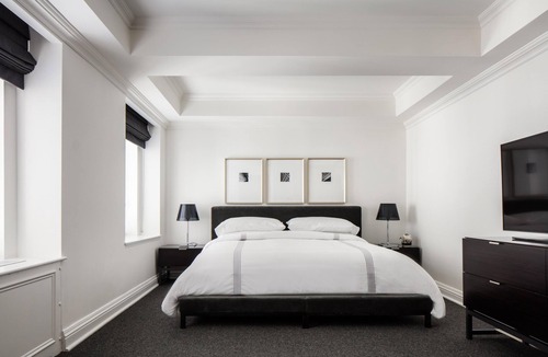 Sutton Place Hotel | AKA Residences Mahogany Floor Penthouse w/WiFi - Access to Gym & Pool