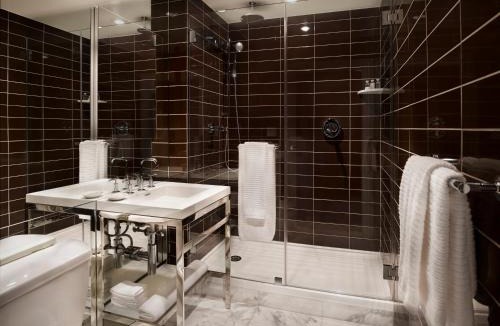 Sutton Place Apartment | AKA Sutton Place
