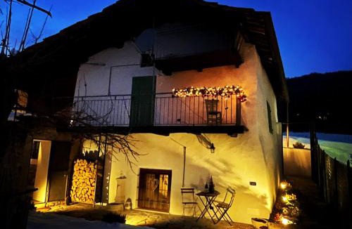Brossasco House | Al Civico 2 - Rustico con SPA Privata - Piscina - Sauna - Hammam - Free Wi-Fi