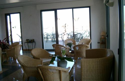 Sottomarina Hotel | Albergo Arcobaleno