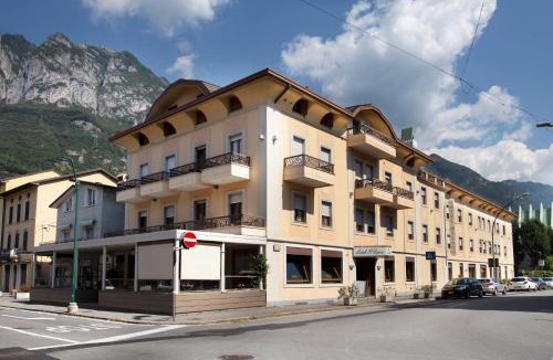 Darfo Boario Terme Hotel | Albergo Milano