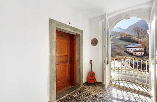 Lorenzago di Cadore Apartment | Albergo Trieste – Room '7' with Wi-Fi in Lorenzago di Cadore