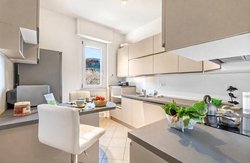 Carciano Apartment | Alelù Classy And Chic Stresa Center Flat with Terrace, Stresa, Italy