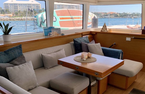 Nassau Boat Rental | All inclusive luxury sailing catamaran Amura in Nassau, Bahamas