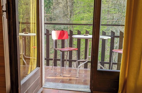 Oltre il Colle Apartment | AlpenDeer: Mountain Charm with Fireplace & View in Oltre il Colle