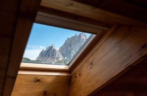 Cortina d'Ampezzo Apartment | Alverà Lodge with Terrace R&R