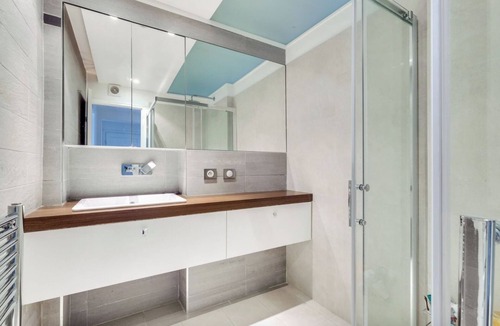 Quartier de Rochechouart Apartment | Amazing 120m2 quiet and bright apartment between Opera and Montmartre