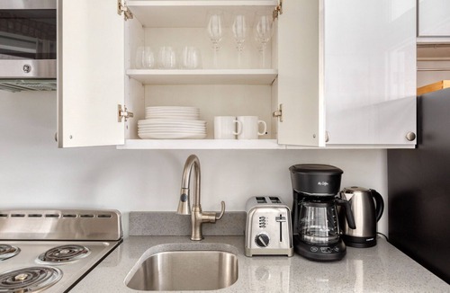 Bowery Apartment | Amazing LES 1BR w/W/D, near parks, by Blueground