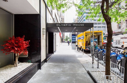 Midtown East Apartment | Amazing Midtown East 1BR w/DM, nr UN by Blueground