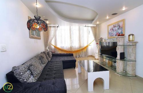 Leme Apartment | Amplo 2 quartos na praia do Leme para 7 pessoas