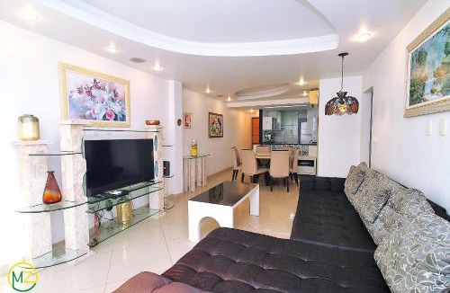 Leme Apartment | Amplo 2 quartos na praia do Leme para 7 pessoas