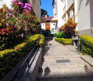 Teresopolis Apartment | Apartamento próximo a avenida, localizado no 3 pavimento em prédio sem elevador, não cobramos taxa extra