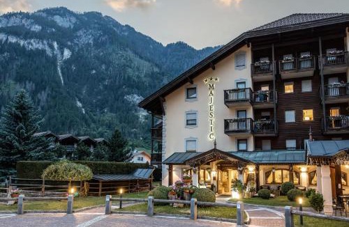 Predazzo Apartment | Aparthotel Majestic