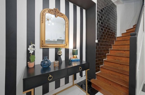 Quartier de Rochechouart Apartment | Apartment ∙ 1 bedroom ∙ 2 guests