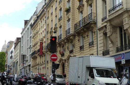 Quartier de Rochechouart Apartment | Apartment ∙ 2 bedrooms ∙ 6 guests