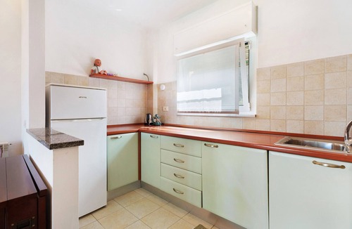 Lonate Pozzolo Apartment | Apartment '2' with Shared Garden, Balcony and Wi-Fi