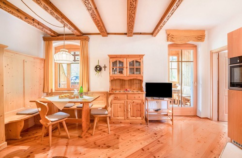 Trodena Apartment | 'Apartment Abendsonne' with Balcony & Wi-Fi