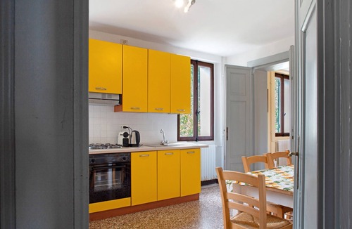 Santa Giustina Apartment | Apartment 'Bivai - Glera' with Shared Pool, Private Terrace and Wi-Fi