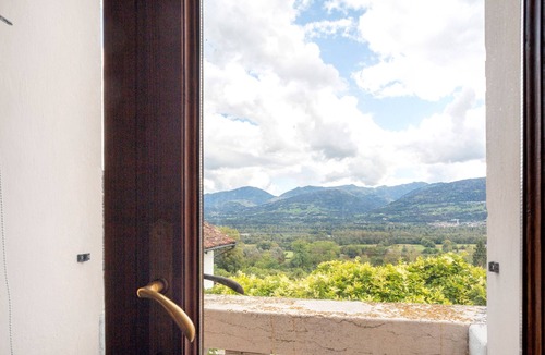 Santa Giustina Apartment | Apartment 'Bivai - Merlot' with Shared Pool, Private Terrace and Wi-Fi
