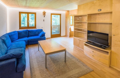 Madonna di Senales Apartment | Apartment 'Brugghof Brugg' with Mountain View, Balcony and Wi-Fi