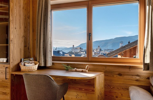 Lajen Apartment | Apartment 'Chalet Roderer' with Mountain View, Private Terrace and Wi-Fi