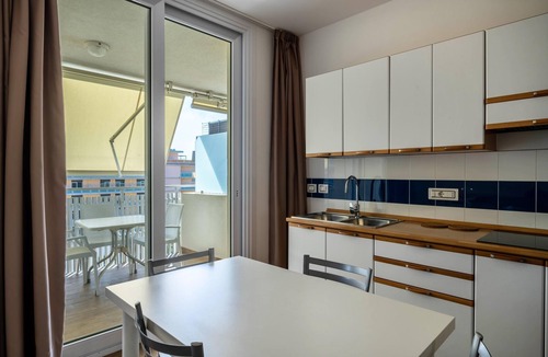 Bibione Apartment | Apartment "Condominio Villa Silente Studio" Near the Beach with Sea View & Terrace