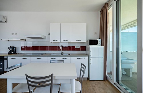 Bibione Apartment | Apartment "Condominio Villa Silente" Near the Beach with Sea View & Terrace