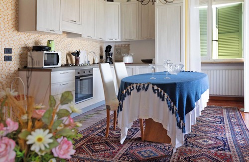 Albisano Apartment | Apartment 'El Casal Nr 2' with Lake View, Shared Pool and Wi-Fi