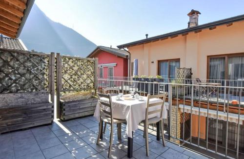 Spinone Al Lago Apartment | Apartment Endine Pool Apartment by Interhome