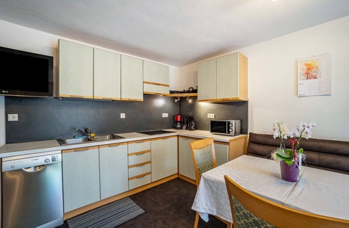 Brennero Apartment | Apartment 'Gartnerhof Glücksklee' with Mountain View, Shared Garden and Wi-Fi