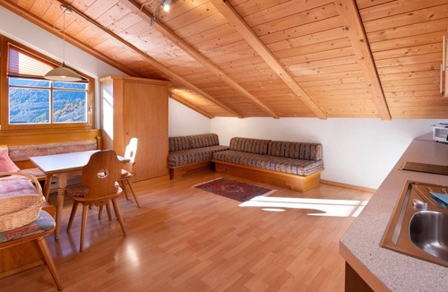 Burgusio Apartment | Apartment 'Haus Peer B3' with Mountain View, Private Terrace and Wi-Fi