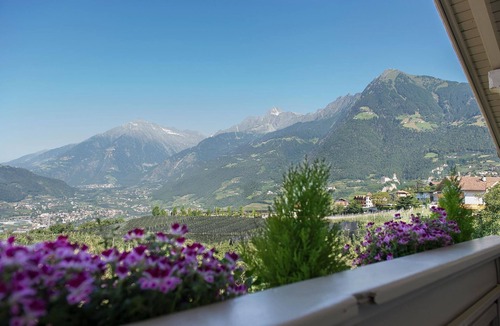 Tirolo Apartment | Apartment in Dorf Tirol near Tirol Castle