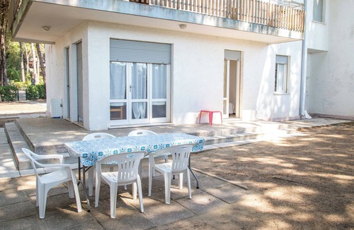 Eraclea Mare Apartment | Apartment in pine forest near the beach