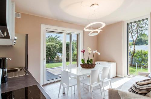 Manerba del Garda Apartment | Apartment Iris e Girasole by Interhome