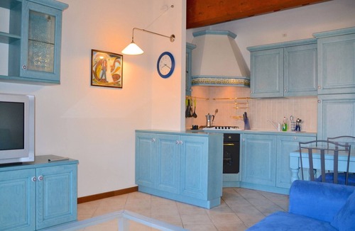 San Benedetto di Lugana Apartment | Apartment near Lake Garda with Pool