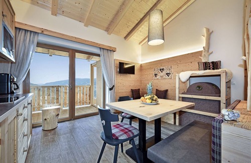 Sant'Andrea in Monte Apartment | Apartment 'Ban Rutzner Plose' with Mountain View, Shared Terrace and Wi-Fi