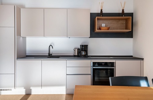 Tramin Apartment | Apartment "Karin - Gala" with Shared Terrace & Wi-Fi