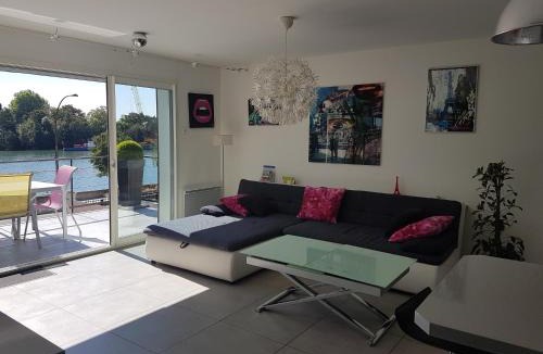 Villeneuve-le-Roi Apartment | Apartment L'Aquarius